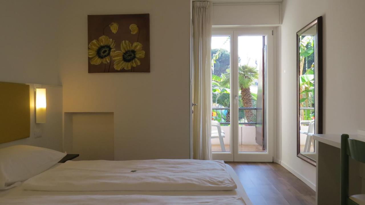 Hotel Villa Claudia Торболе Экстерьер фото