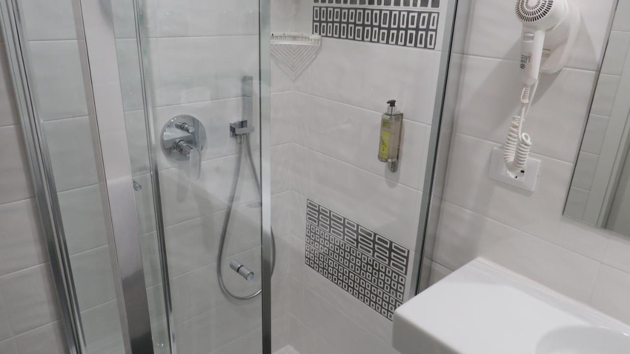 Hotel Villa Claudia Торболе Номер фото