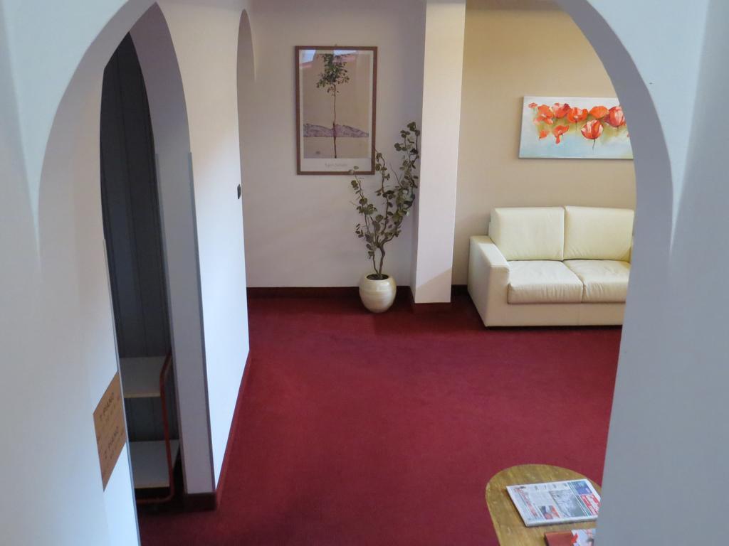Hotel Villa Claudia Торболе Экстерьер фото